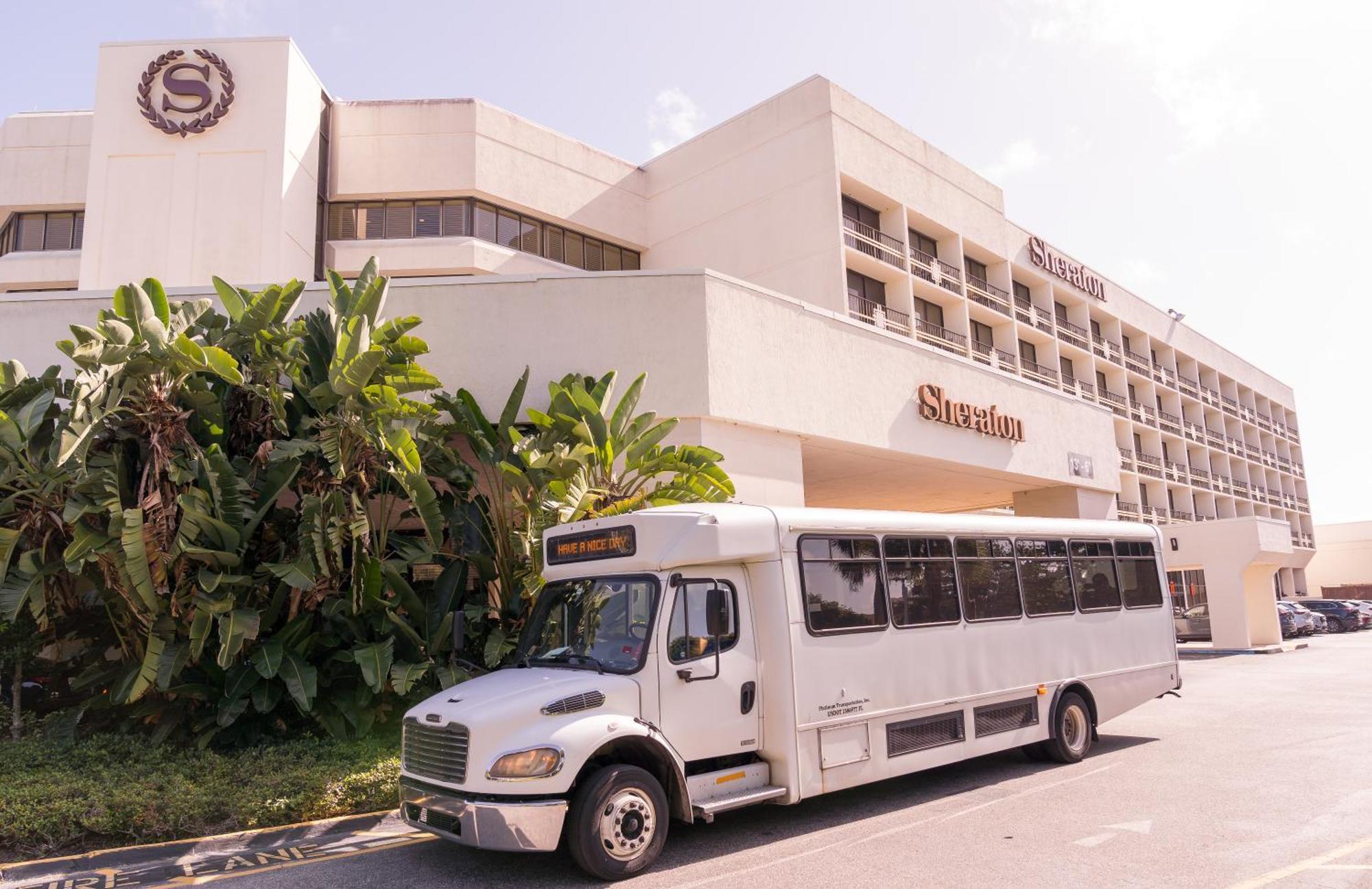 Sheraton Orlando Lake Buena Vista Resort Exterior photo